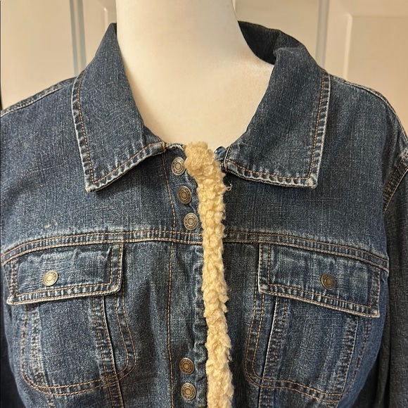 French Cuff Cream and Blue Jean Jacket with Cozy Edge - Picture 2 of 9